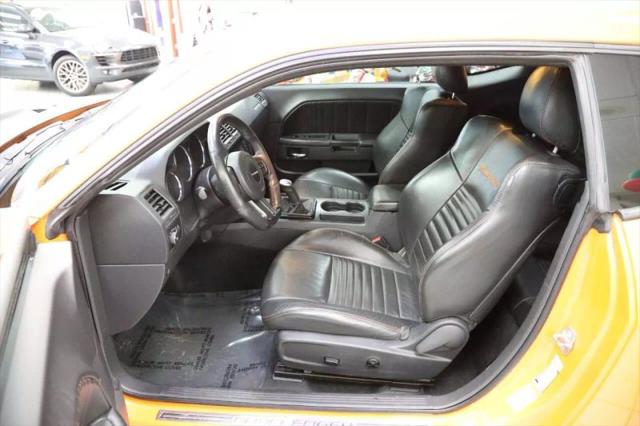 2014 Dodge Challenger Shaker Pkg
