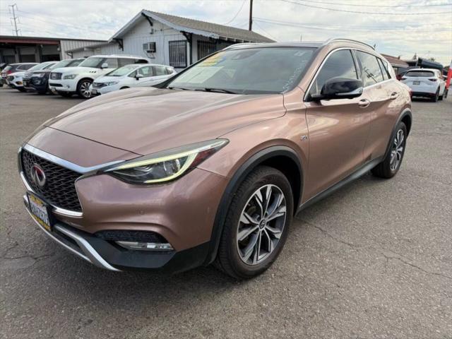 2018 INFINITI QX30 Premium
