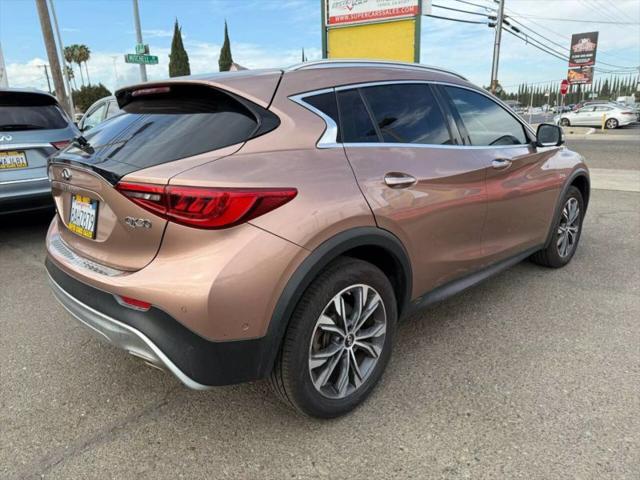 2018 INFINITI QX30 Premium