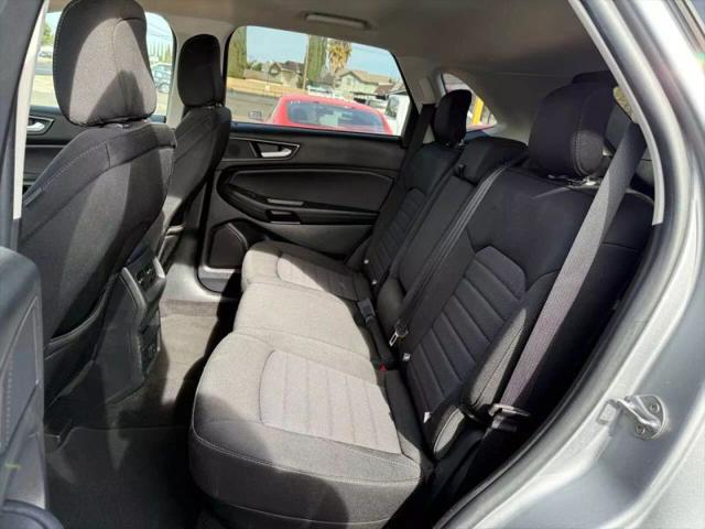 2020 Ford Edge SE