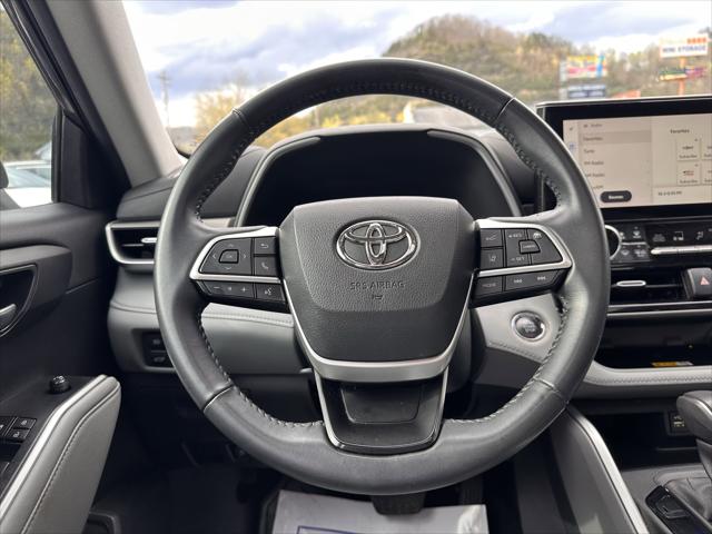 Used 2023 Toyota Highlander For Sale in Pikeville, KY