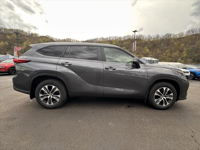 Used 2023 Toyota Highlander For Sale in Pikeville, KY