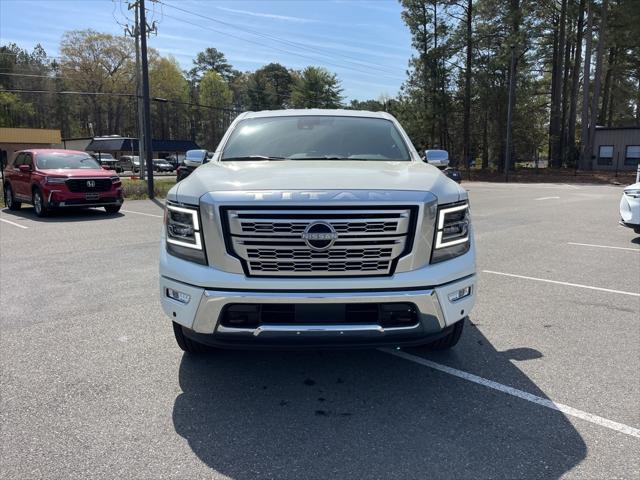 2023 Nissan TITAN Crew Cab Platinum Reserve 4x4