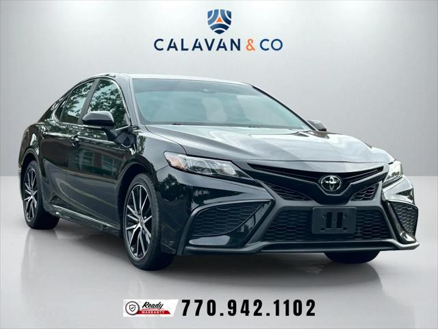 2023 Toyota Camry SE Nightshade Edition