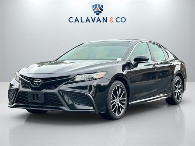 2023 Toyota Camry SE Nightshade Edition