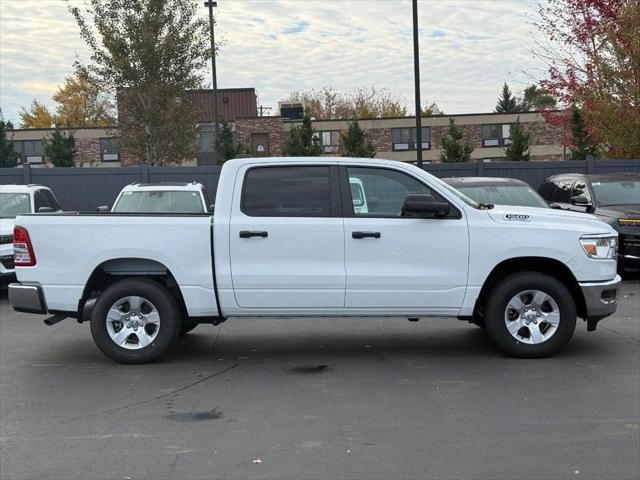 2023 RAM 1500 Tradesman Crew Cab 4x4 57 Box
