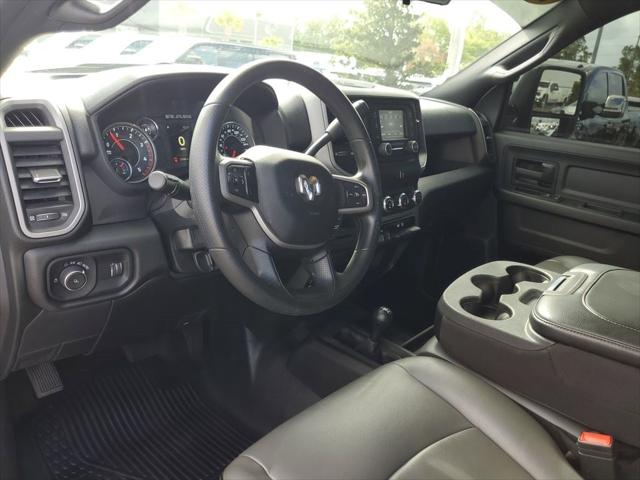 2024 RAM 3500 Tradesman Crew Cab 4x4 64 Box