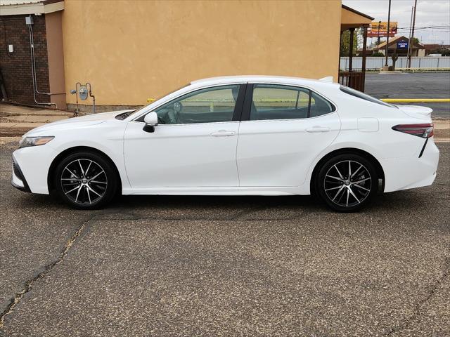 2023 Toyota Camry SE Nightshade Edition