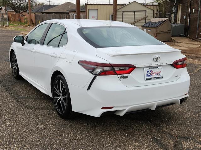 2023 Toyota Camry SE Nightshade Edition