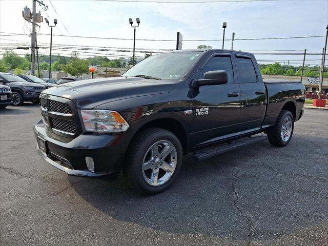 2017 RAM 1500 Express Quad Cab 4x4 64 Box