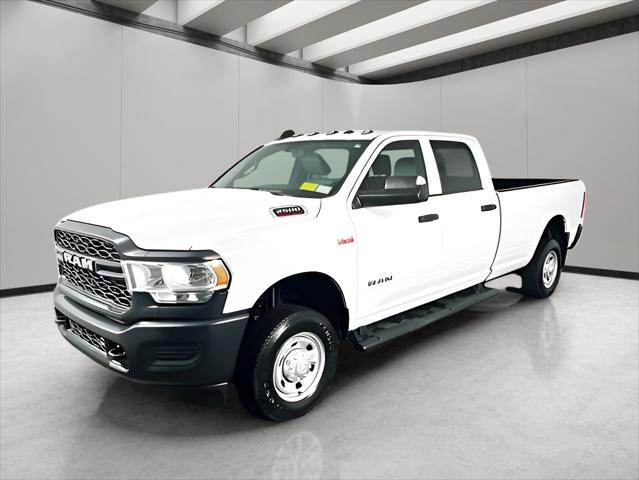2022 RAM 2500 Tradesman Crew Cab 4x4 8 Box