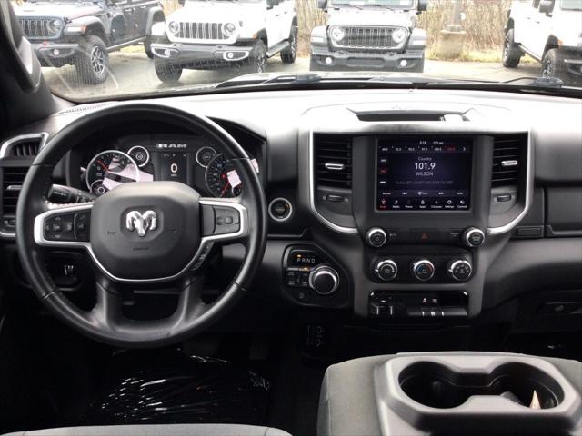 2021 RAM 1500 Big Horn Crew Cab 4x4 57 Box