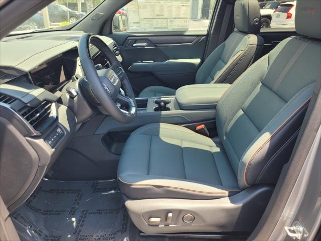 2025 GMC Acadia AWD AT4
