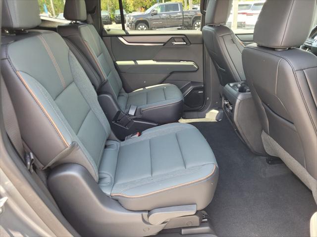 2025 GMC Acadia AWD AT4