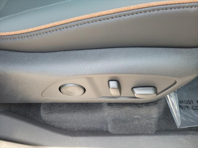 2025 GMC Acadia AWD AT4