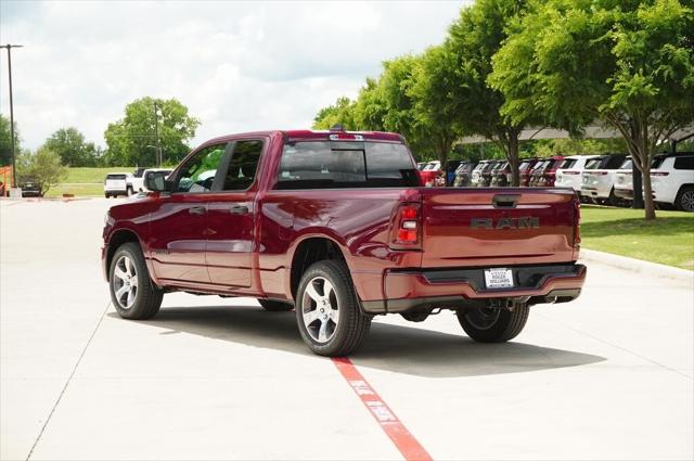 2025 RAM Ram 1500 RAM 1500 TRADESMAN QUAD CAB 4X2 64 BOX