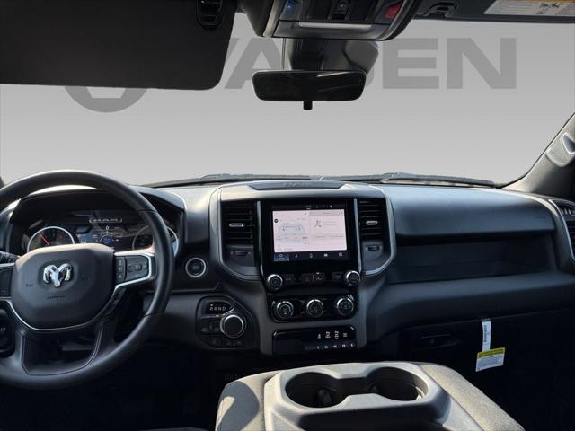 2025 RAM Ram 1500 RAM 1500 WARLOCK CREW CAB 4X4 57 BOX