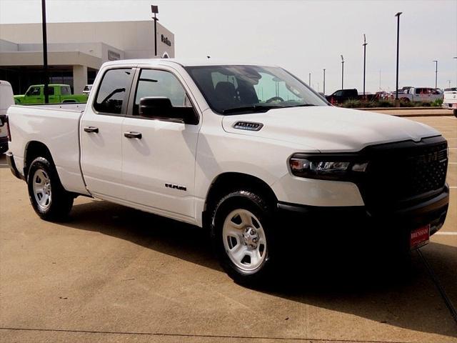 2025 RAM Ram 1500 RAM 1500 TRADESMAN QUAD CAB 4X2 64 BOX