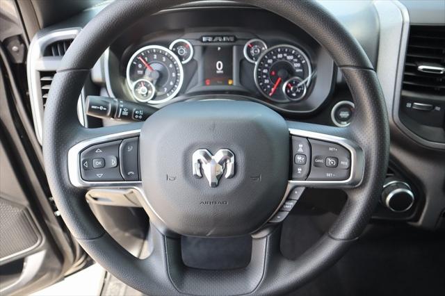 2025 RAM Ram 1500 RAM 1500 TRADESMAN QUAD CAB 4X4 64 BOX