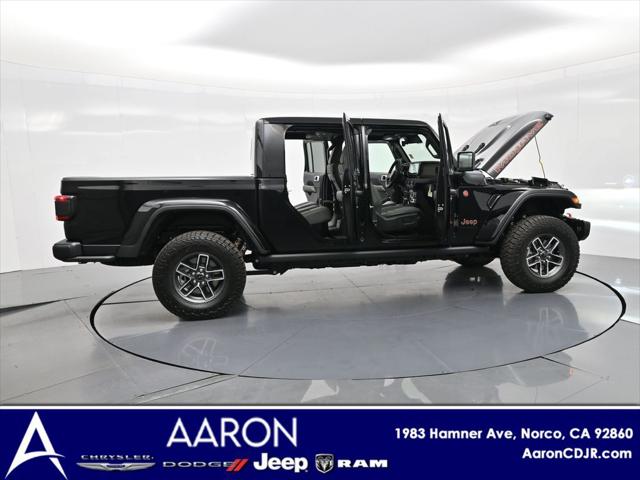 2025 Jeep Gladiator GLADIATOR MOJAVE X 4X4 2025 Jeep Gladiator GLADIATOR MOJAVE X 4X4