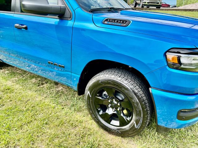 2025 RAM Ram 1500 RAM 1500 TRADESMAN QUAD CAB 4X4 64 BOX