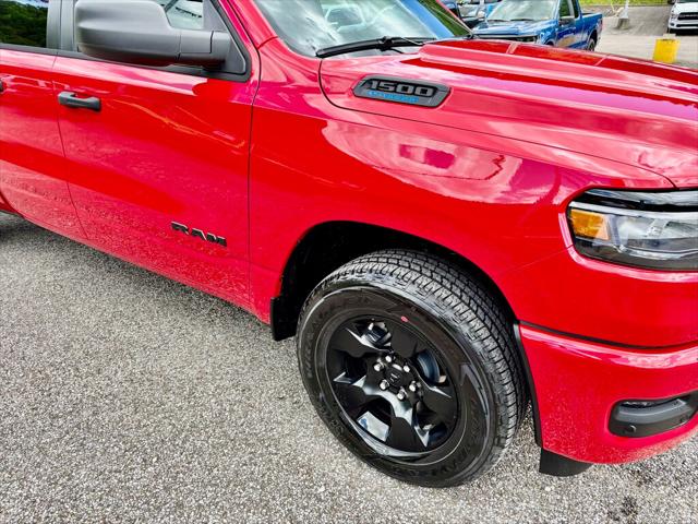 2025 RAM Ram 1500 RAM 1500 TRADESMAN QUAD CAB 4X4 64 BOX