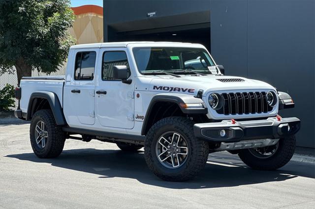 2025 Jeep Gladiator GLADIATOR MOJAVE 4X4