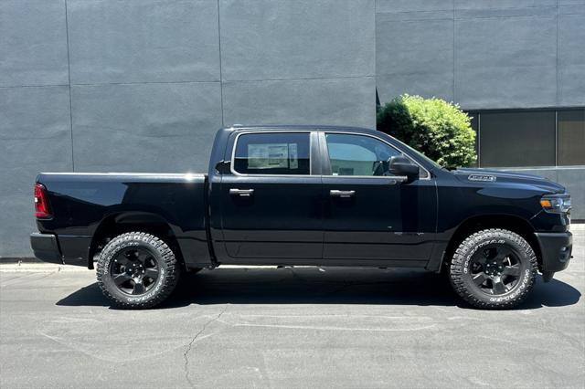 2025 RAM Ram 1500 RAM 1500 WARLOCK CREW CAB 4X4 57 BOX