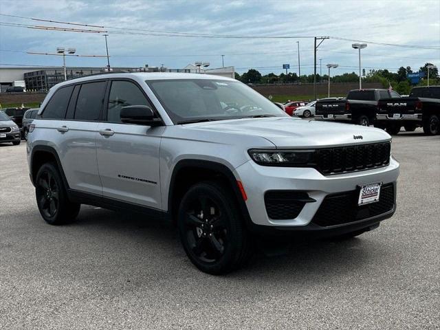 2025 Jeep Grand Cherokee GRAND CHEROKEE ALTITUDE 4X4