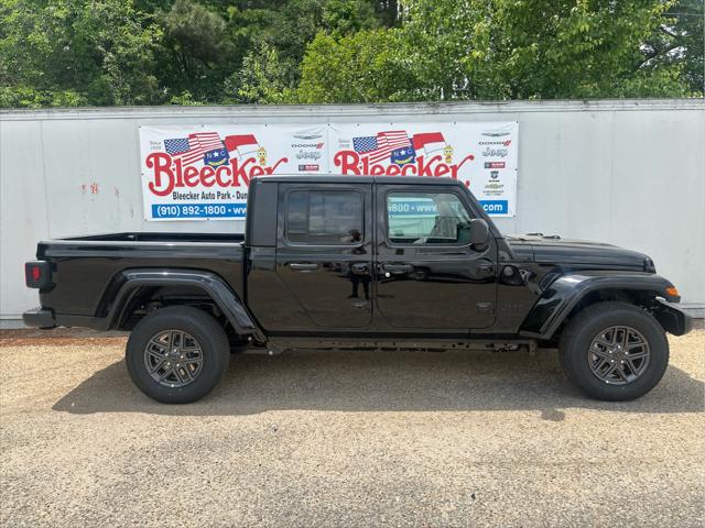 2025 Jeep Gladiator GLADIATOR SPORT S 4X4 2025 Jeep Gladiator GLADIATOR SPORT S 4X4
