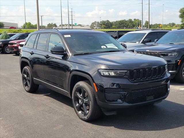 2025 Jeep Grand Cherokee GRAND CHEROKEE ALTITUDE 4X2