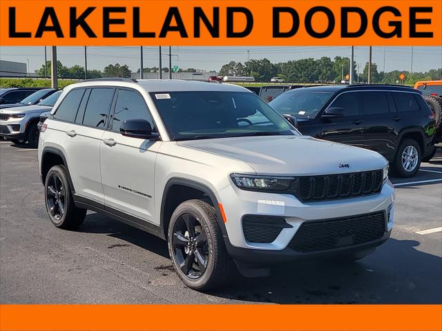 2025 Jeep Grand Cherokee GRAND CHEROKEE ALTITUDE 4X2