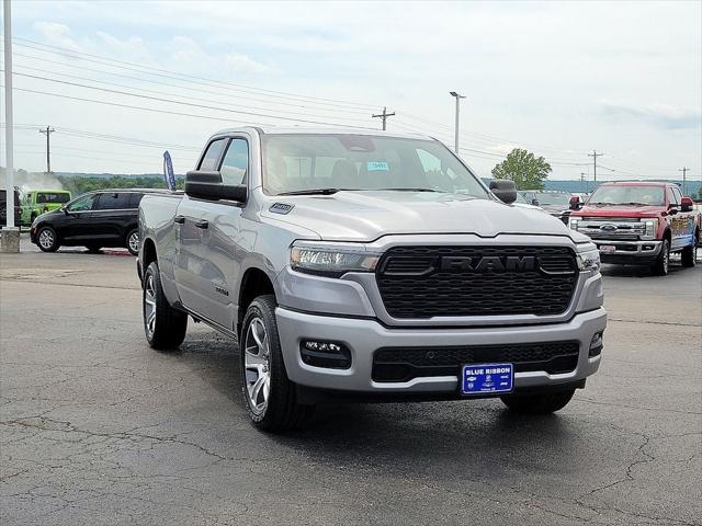 2025 RAM Ram 1500 RAM 1500 TRADESMAN QUAD CAB 4X4 64 BOX