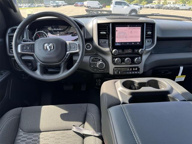 2025 RAM Ram 1500 RAM 1500 WARLOCK CREW CAB 4X4 57 BOX