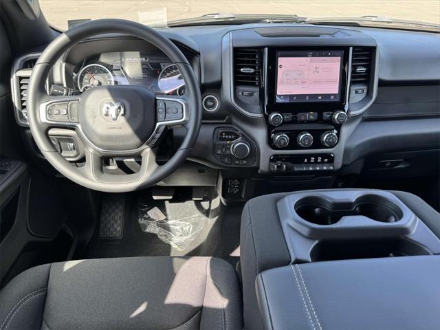 2025 RAM Ram 1500 RAM 1500 WARLOCK CREW CAB 4X4 57 BOX