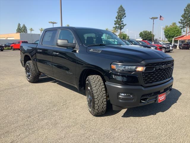 2025 RAM Ram 1500 RAM 1500 WARLOCK CREW CAB 4X4 57 BOX