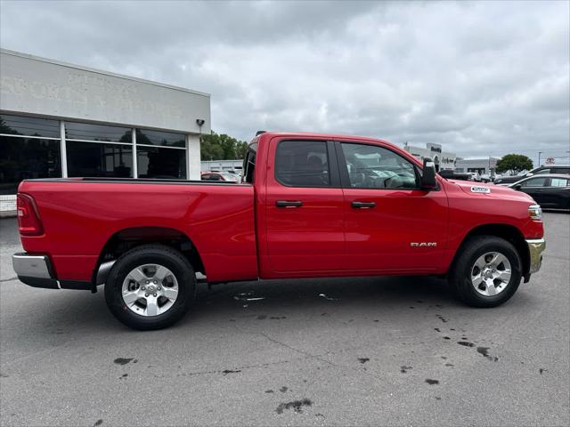 2025 RAM Ram 1500 RAM 1500 TRADESMAN QUAD CAB 4X4 64 BOX