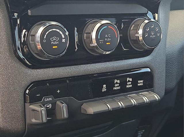 2025 Ram 1500 Warlock Crew Cab 4x4 57 Box