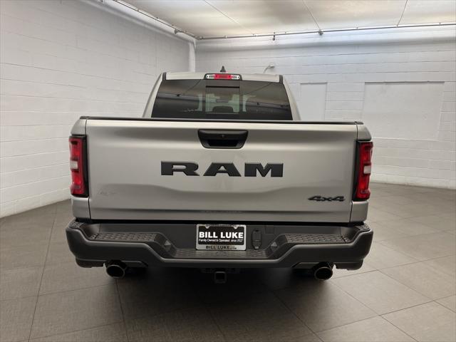 2025 RAM Ram 1500 RAM 1500 WARLOCK CREW CAB 4X4 57 BOX