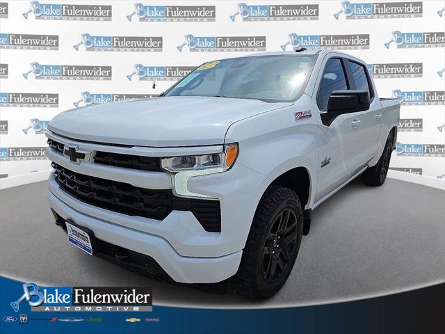 2022 Chevrolet Silverado 1500 4WD Crew Cab Short Bed RST