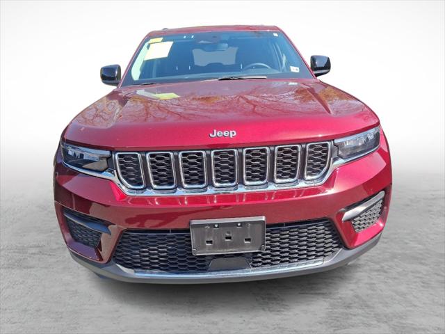 2023 Jeep Grand Cherokee Laredo 4x4