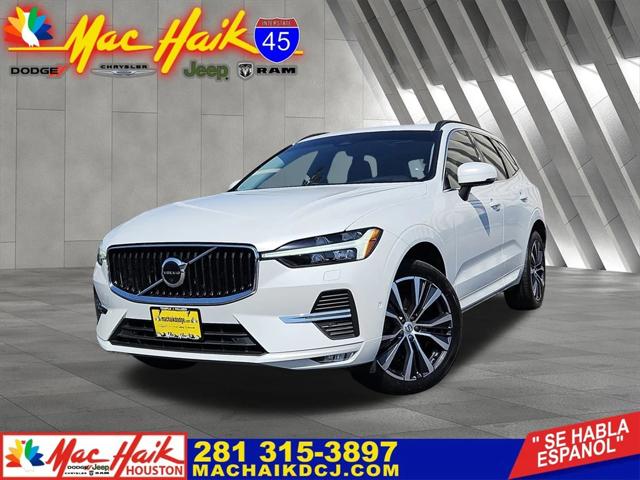2022 Volvo XC60 B5 Momentum