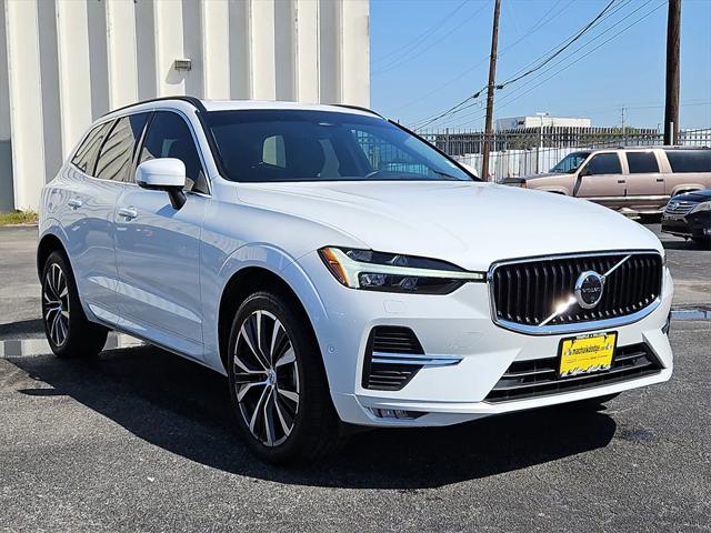 2022 Volvo XC60 B5 Momentum
