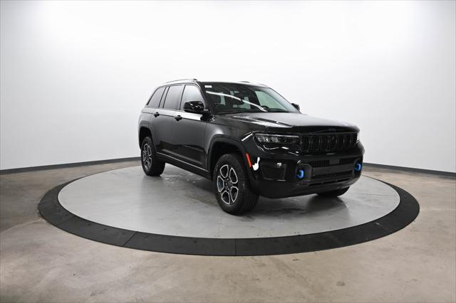 2022 Jeep Grand Cherokee 4xe Trailhawk 4x4