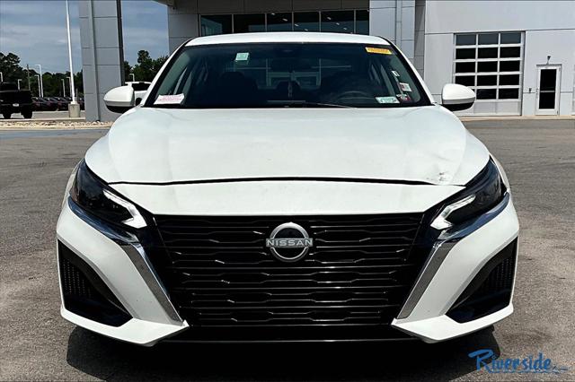 2023 Nissan Altima SV FWD