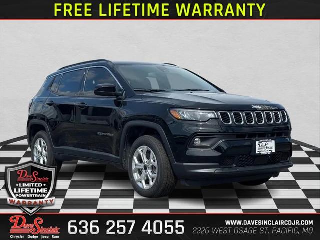 2025 Jeep Compass COMPASS LATITUDE 4X4