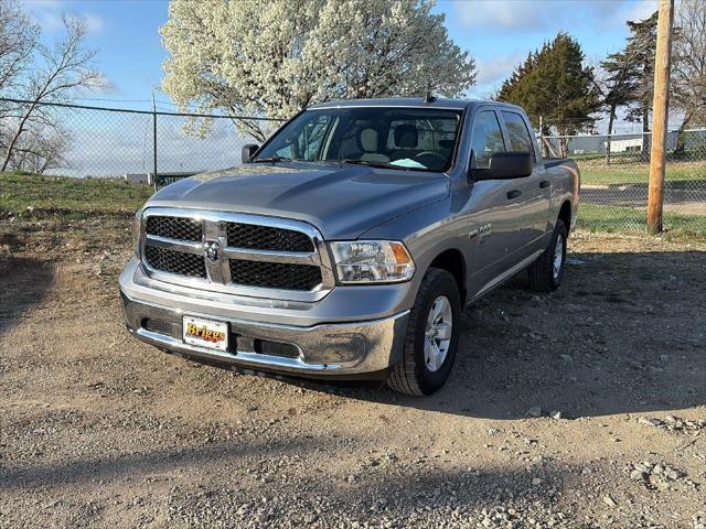 2022 RAM 1500 Classic Tradesman Crew Cab 4x4 57 Box