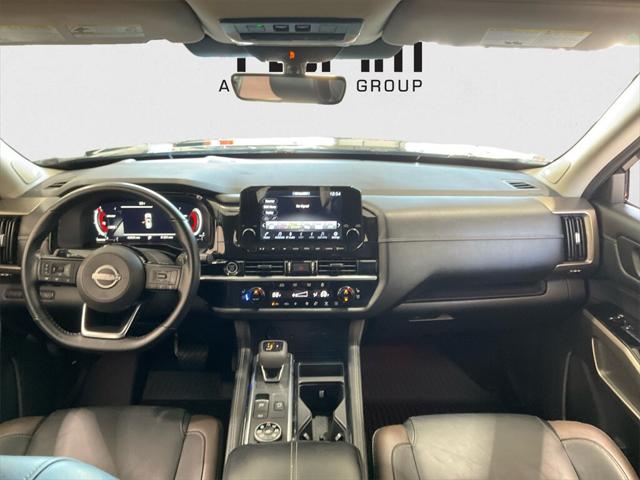 2023 Nissan Pathfinder Platinum 4WD