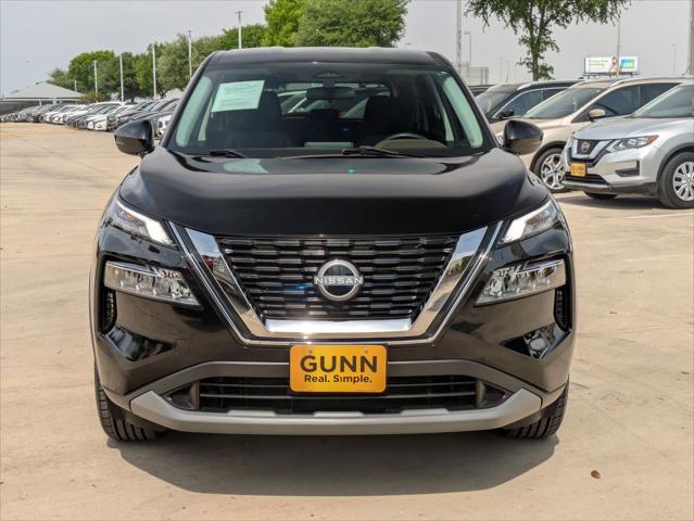 2022 Nissan Rogue SV FWD