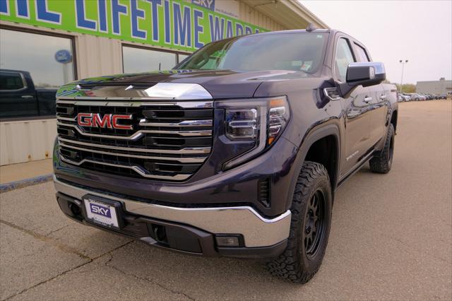 2022 GMC Sierra 1500 4WD Crew Cab Short Box SLT